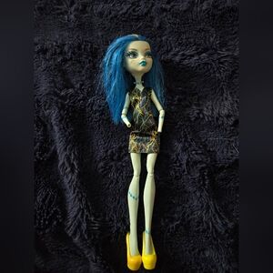 Monster High Frankie (Read Description)